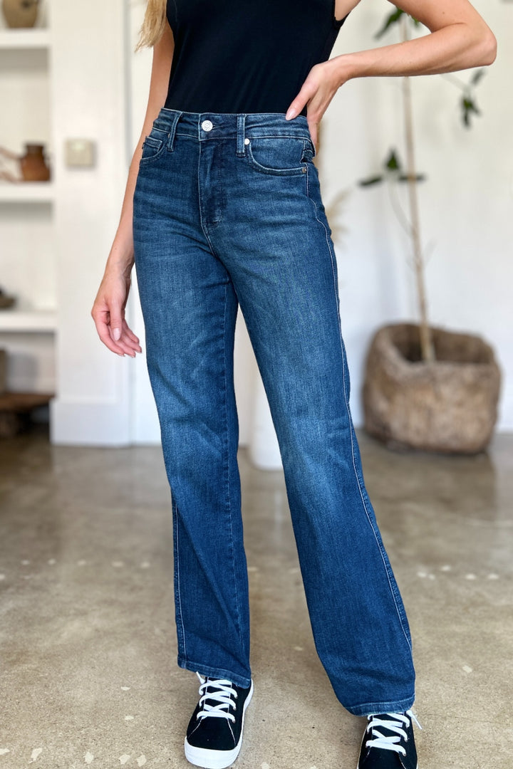 Judy Blue - Straight Leg Dark Wash Jeans