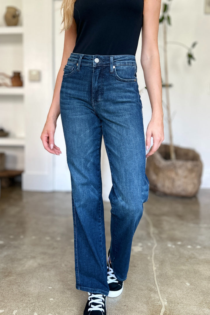 Judy Blue - Straight Leg Dark Wash Jeans