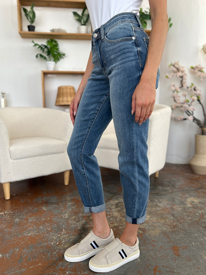 Judy Blue - Mid-Rise Slim Fit Jeans