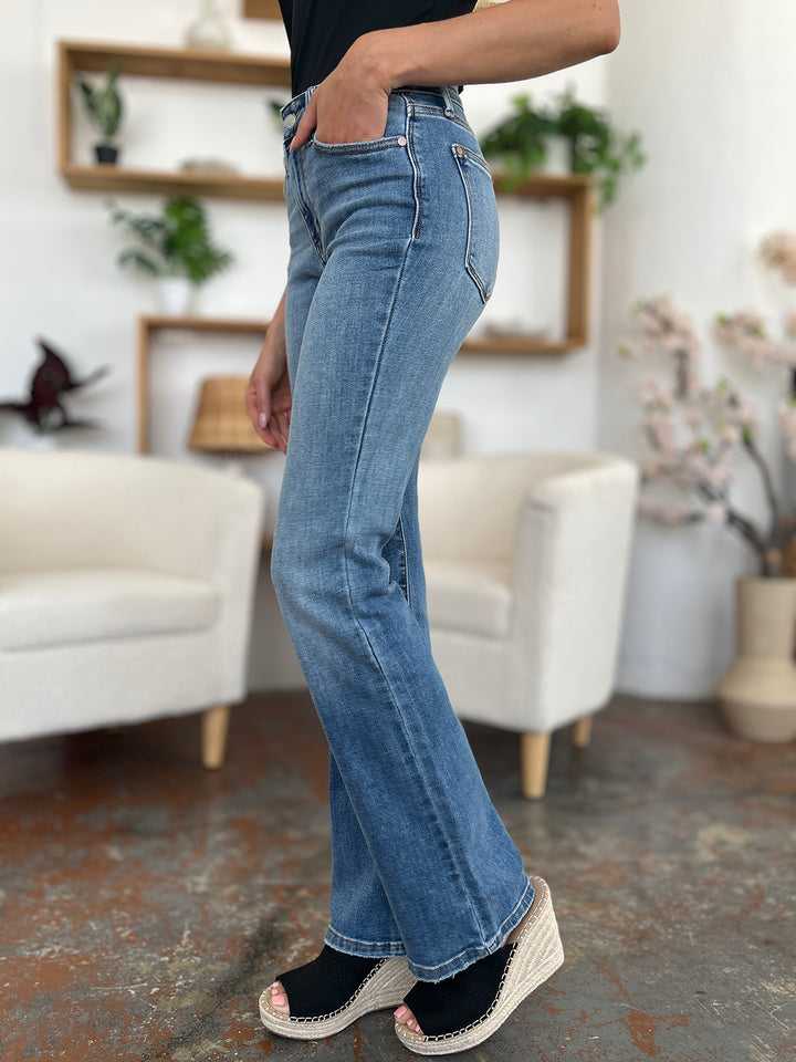 Judy Blue - Mid Rise Bootcut Jeans