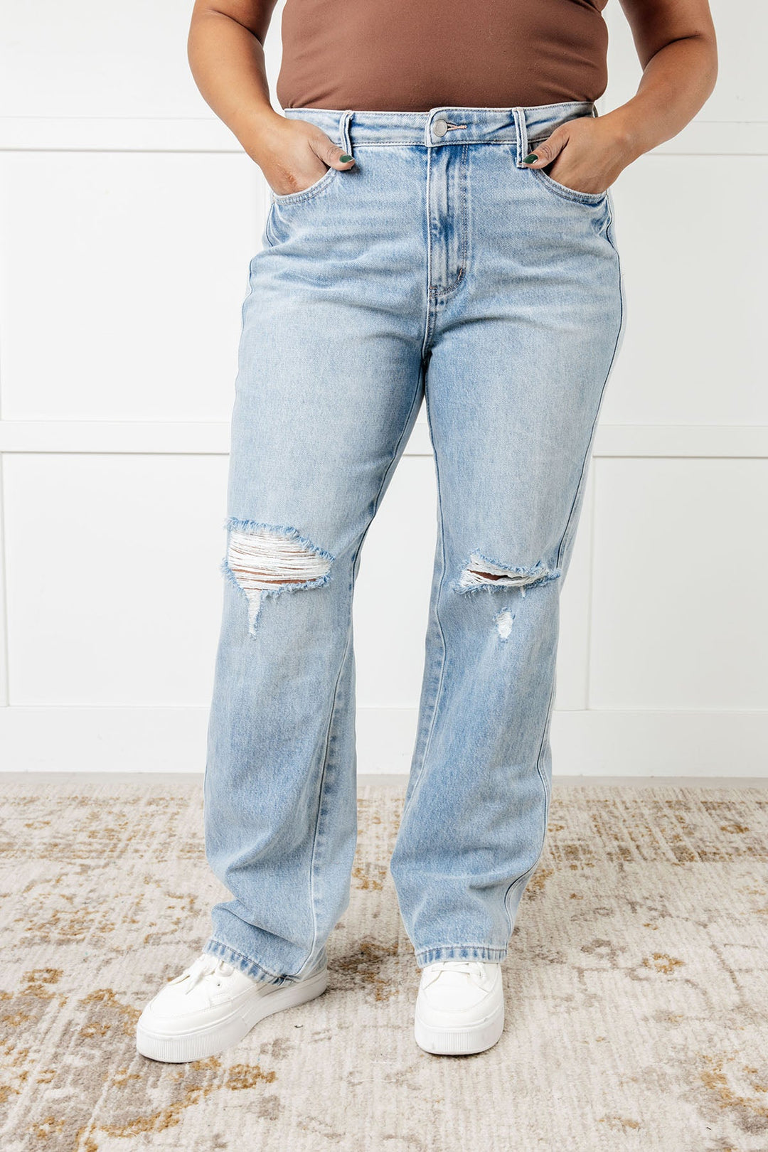 Judy Blue - Patricia Straight Leg Rigid Magic Destroyed Jeans