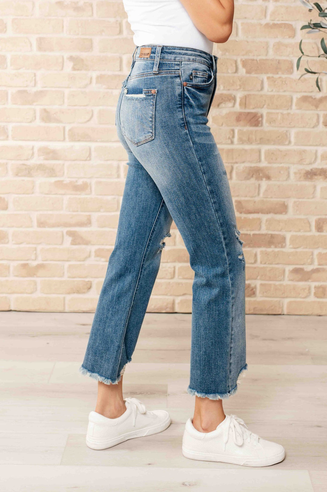 Judy Blue - Sammy Straight Leg Cropped Jeans