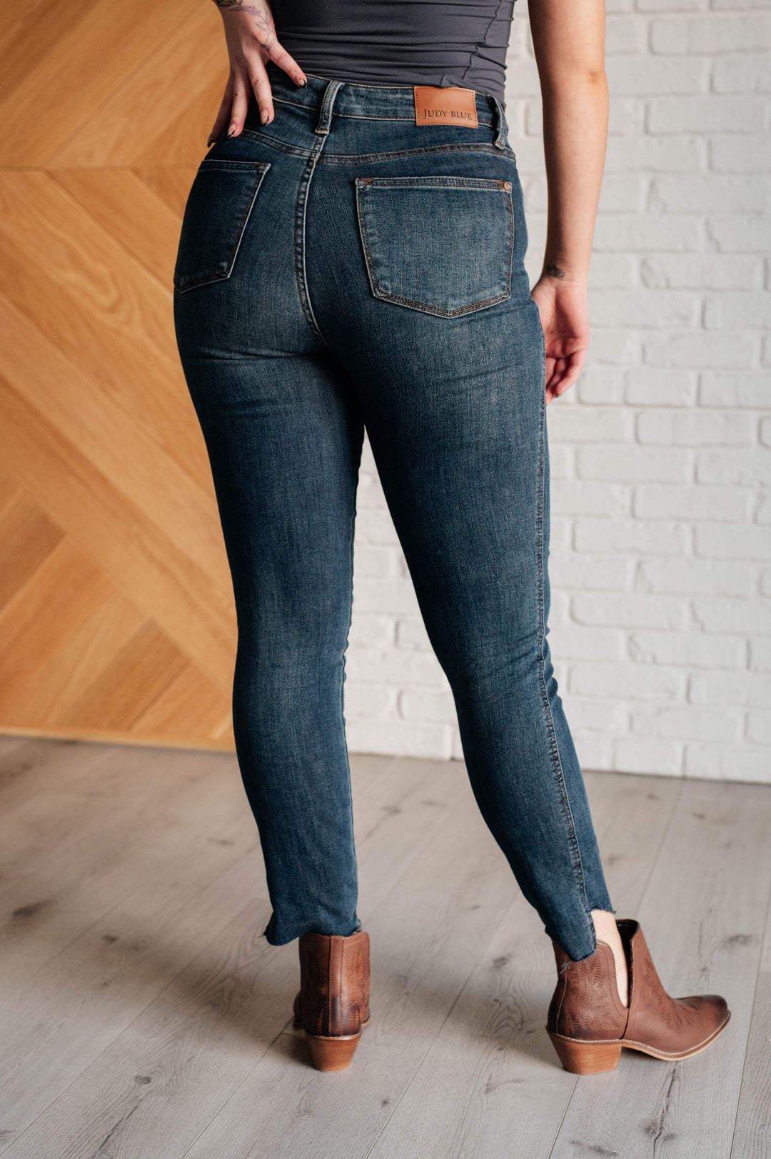 Judy Blue - Tessa Step Hem Skinny Jeans