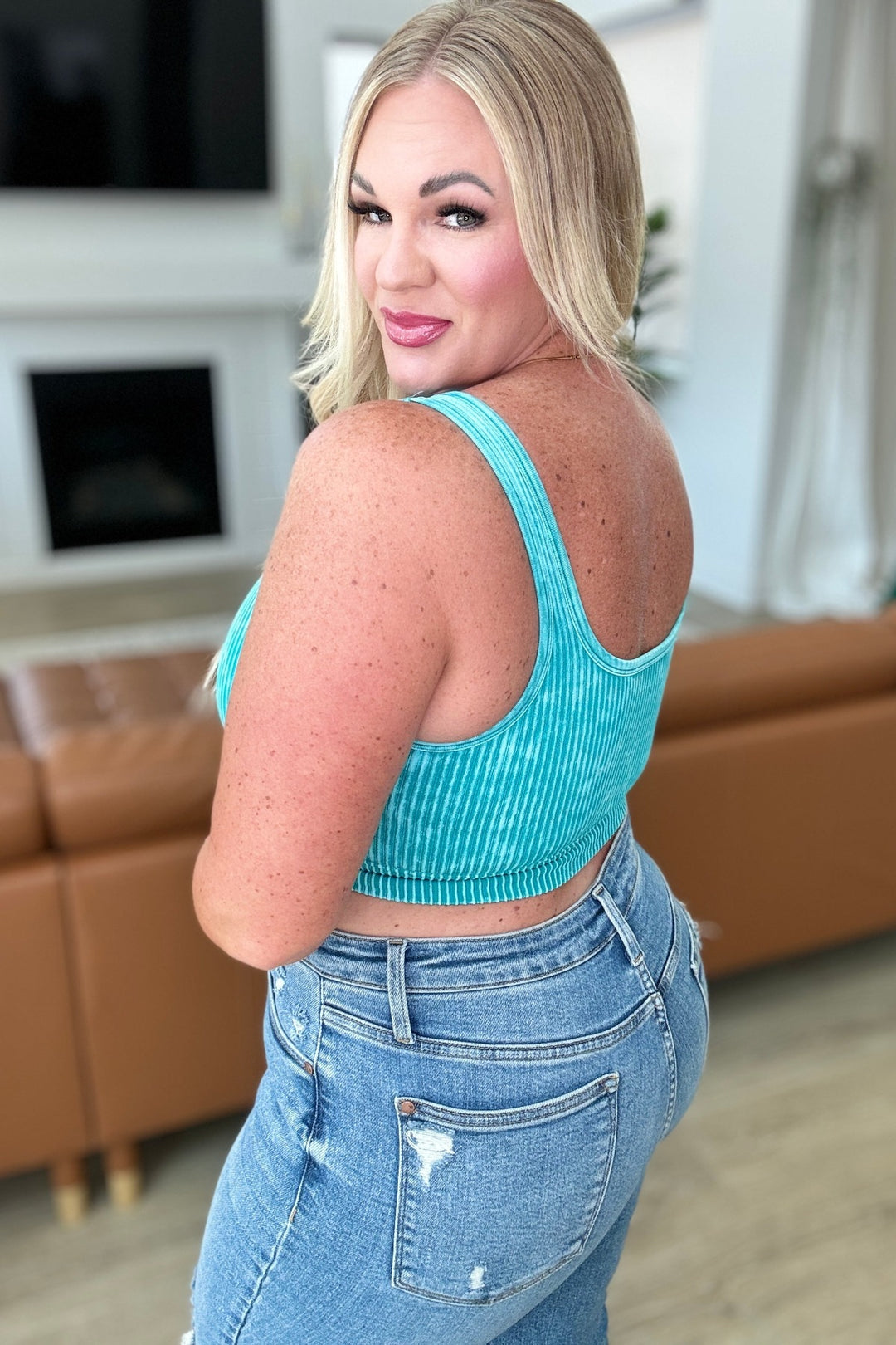 Zenana - When and Where Cropped Tank Top - Light Teal