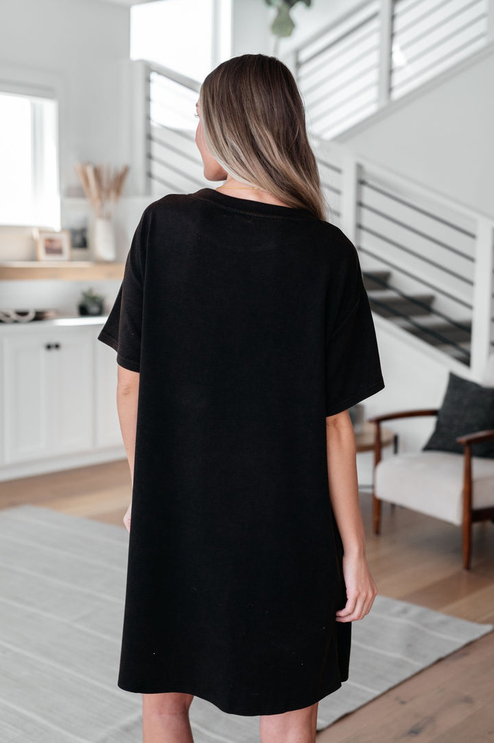 Black T-Shirt Dress With Pockets - Inspired Eye Boutique