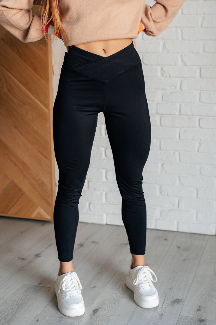 Black V-Waist Leggings - Athletic Performance Knit - Inspired Eye Boutique