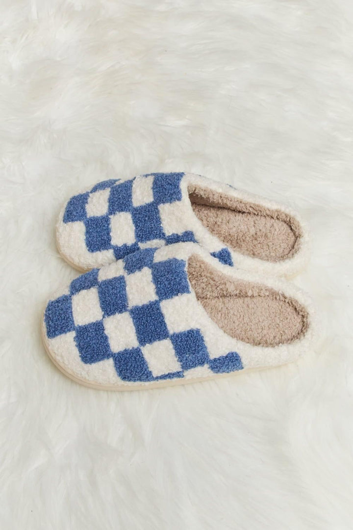 Checkered Print Plush Slide Slippers - Inspired Eye Boutique