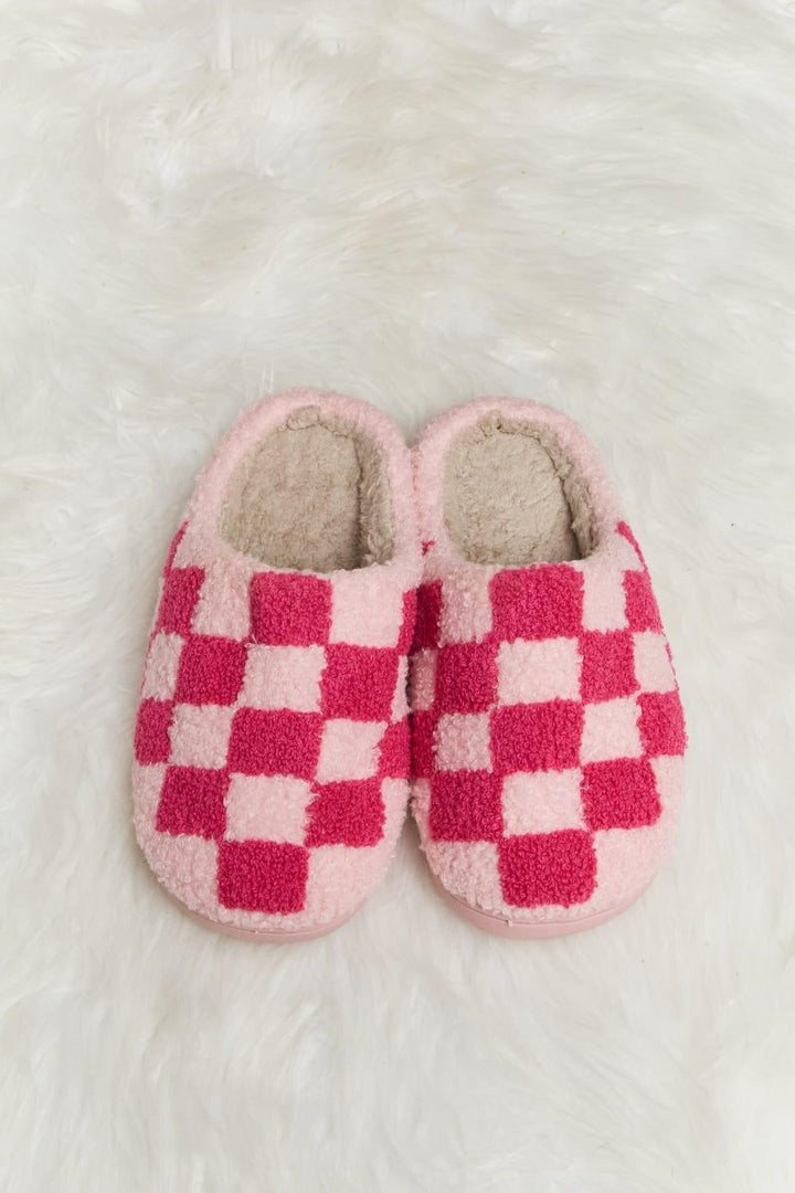 Checkered Print Plush Slide Slippers - Inspired Eye Boutique