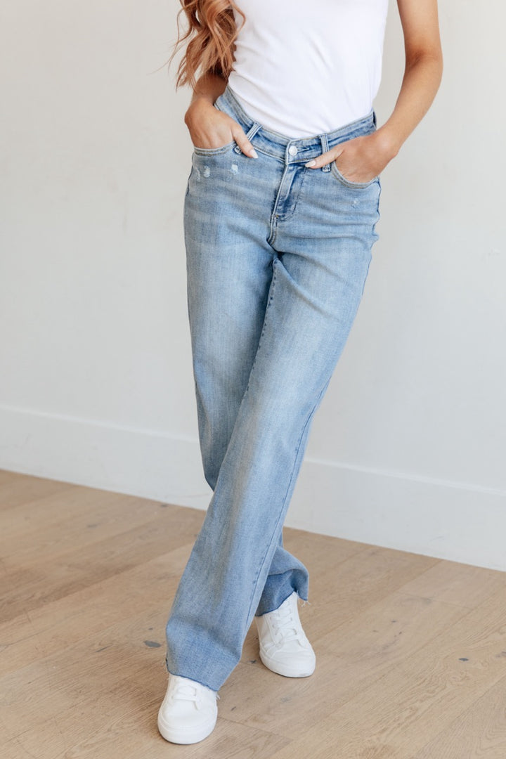 Judy Blue - Light Wash Jeans - Straight Leg - Inspired Eye Boutique