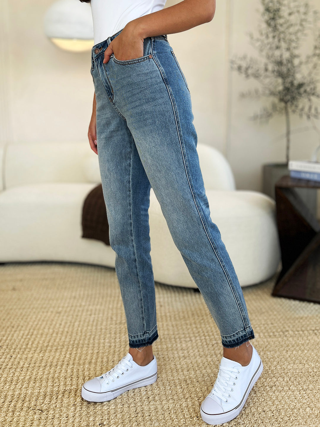 Judy Blue - Mid Rise Rigid Magic Boyfriend Jeans - Inspired Eye Boutique