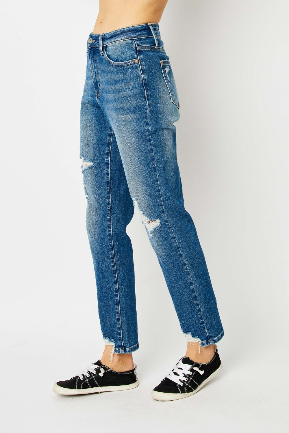 Judy Blue - Queen of Hearts Boyfriend Jeans - Inspired Eye Boutique