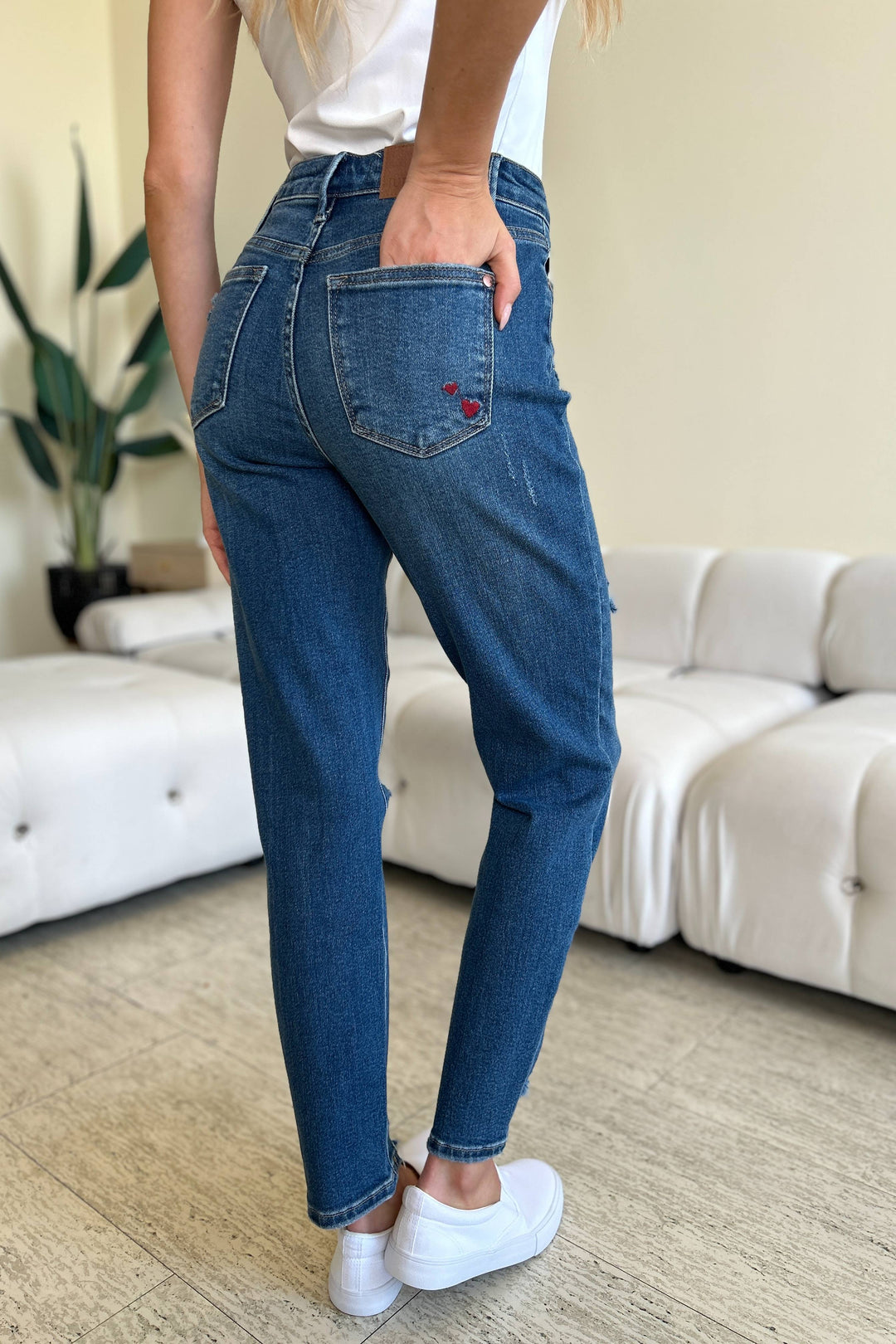 Judy Blue - Queen of Hearts Boyfriend Jeans - Inspired Eye Boutique