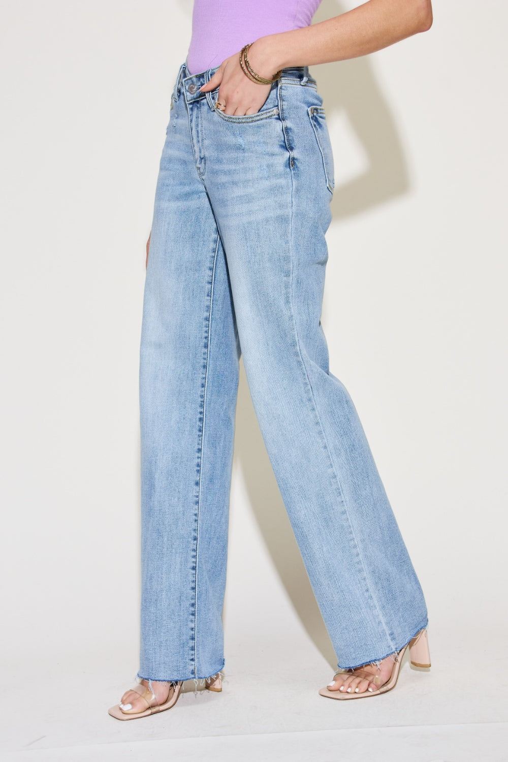 Judy Blue Straight Leg Light Wash Jeans - Inspired Eye Boutique