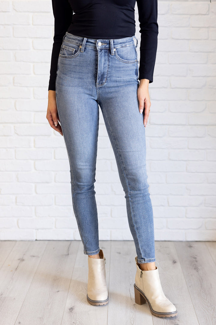 Judy Blue - Tummy Control Light Contrast Skinny Jeans - Inspired Eye Boutique