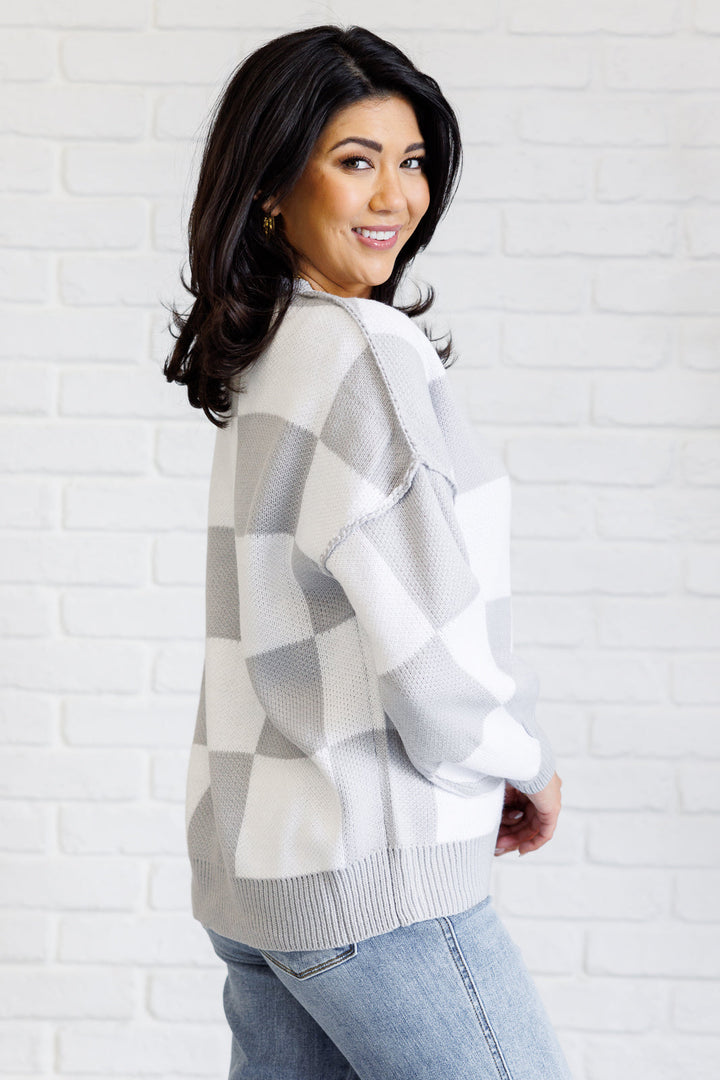 Long Sleeve Checkered Sweater - Gray - Inspired Eye Boutique