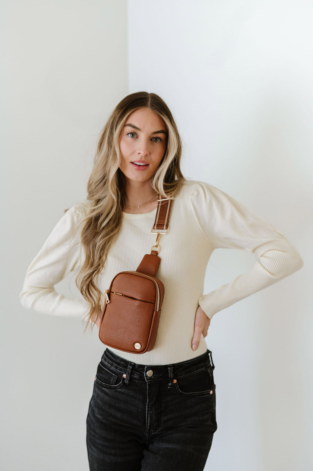 Modern + Chic - Crossbody Sling Bag - Inspired Eye Boutique