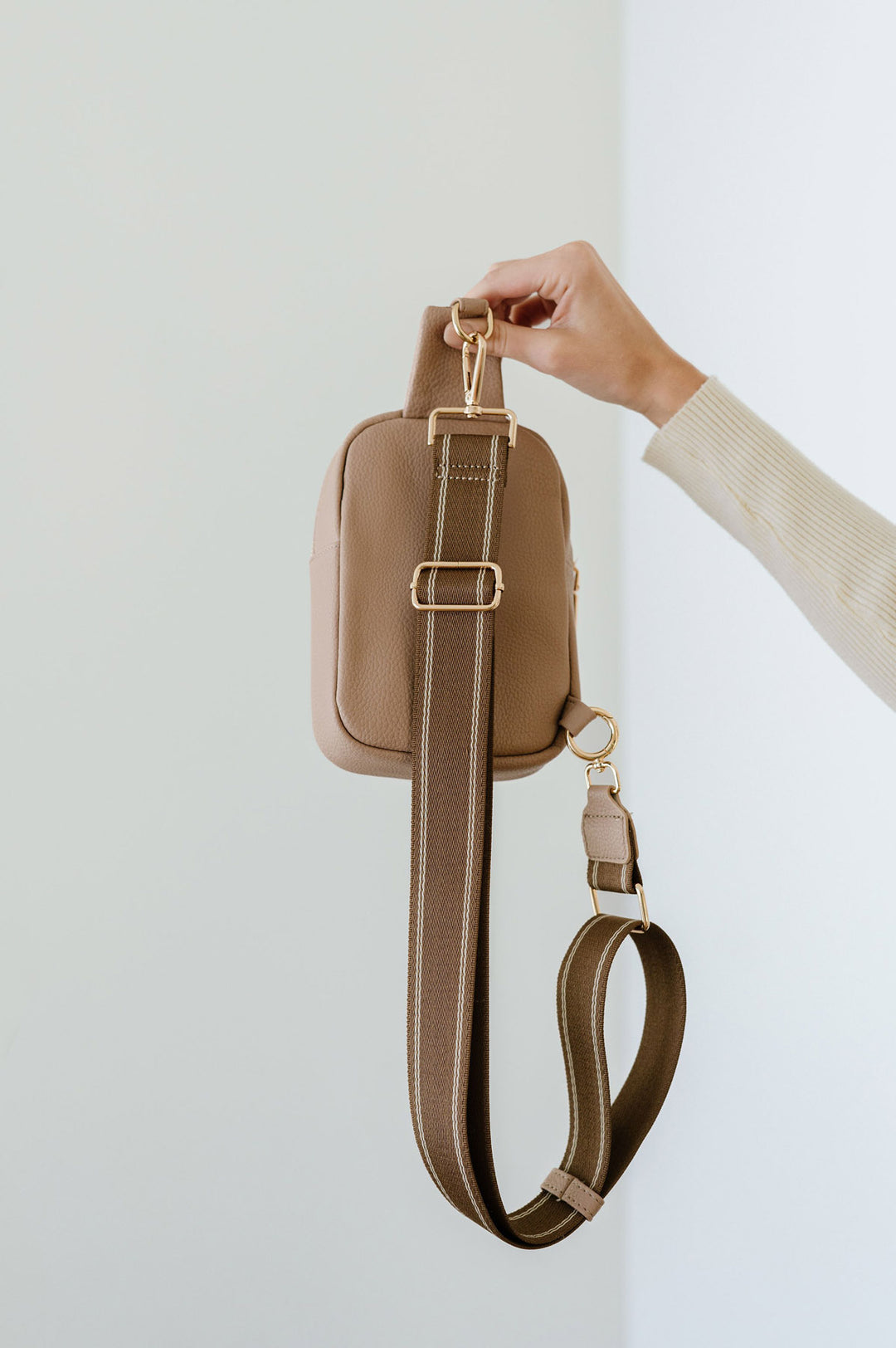 Modern + Chic - Crossbody Sling Bag - Inspired Eye Boutique