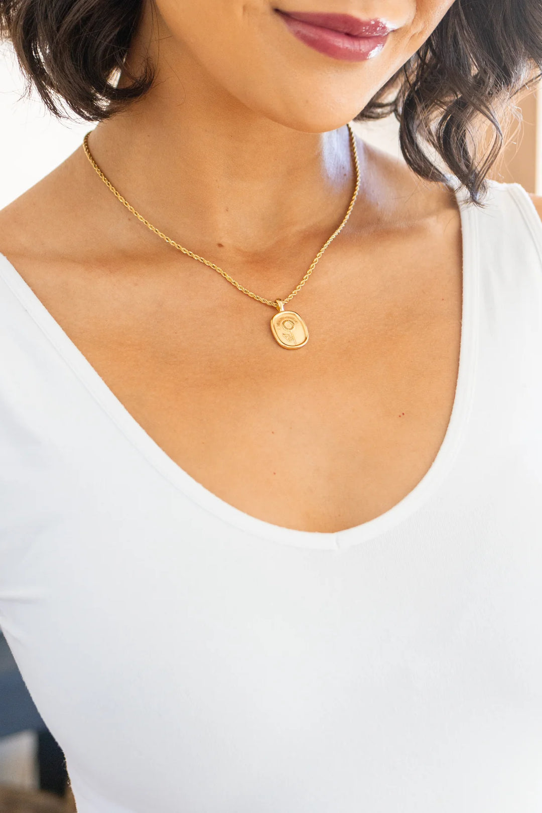 Simple Sunflower Pendent Necklace - Inspired Eye Boutique