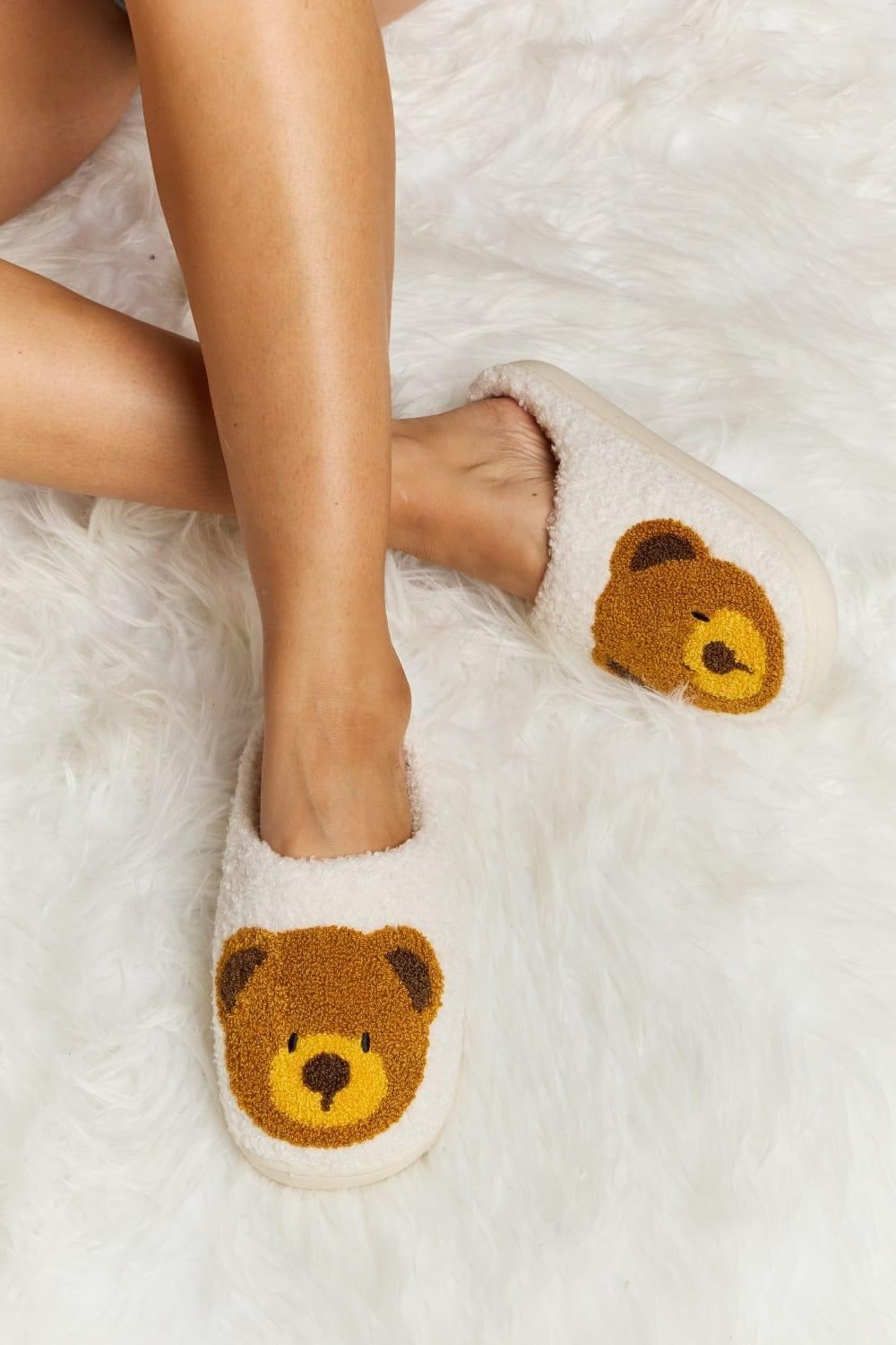 Teddy Bear Print Plush Slide Slippers - Inspired Eye Boutique