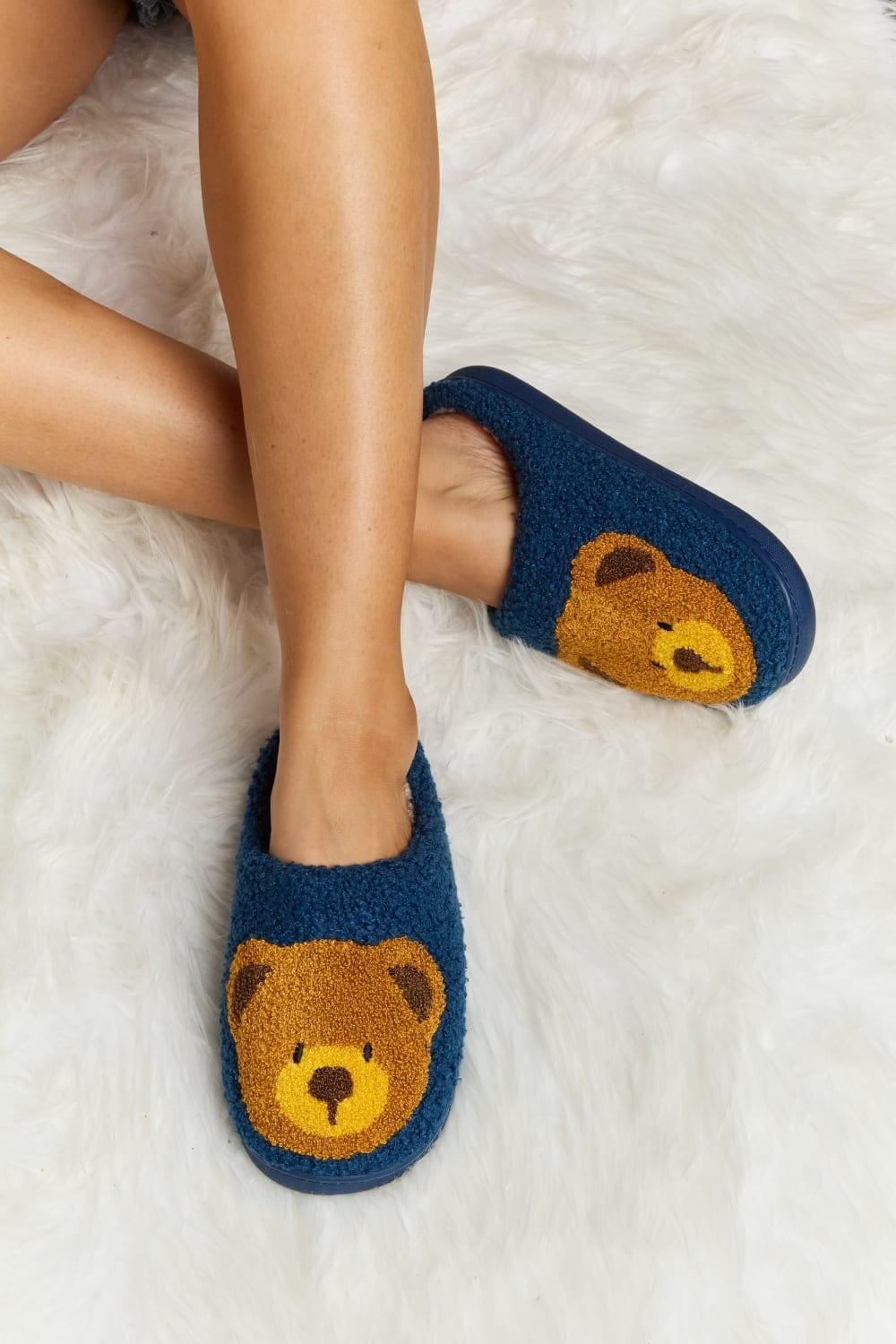 Teddy Bear Print Plush Slide Slippers - Inspired Eye Boutique