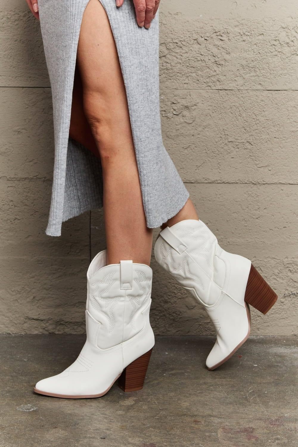 Bella White Cowboy Boots - Inspired Eye Boutique